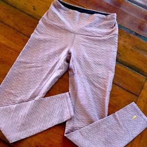Lucy textured leggings